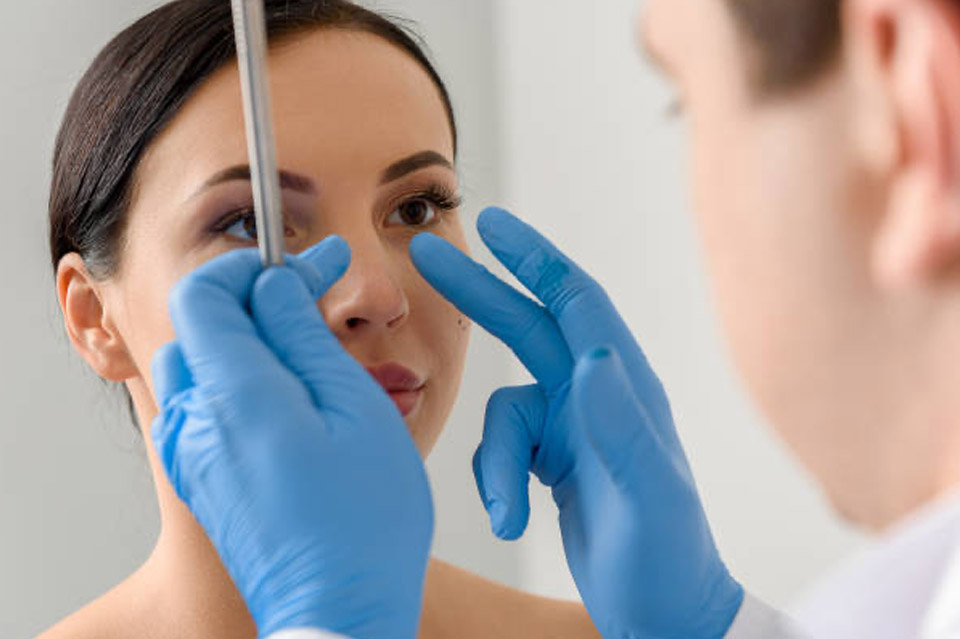 As Featured in Daily Hive - The most popular trends in cosmetic surgery right now